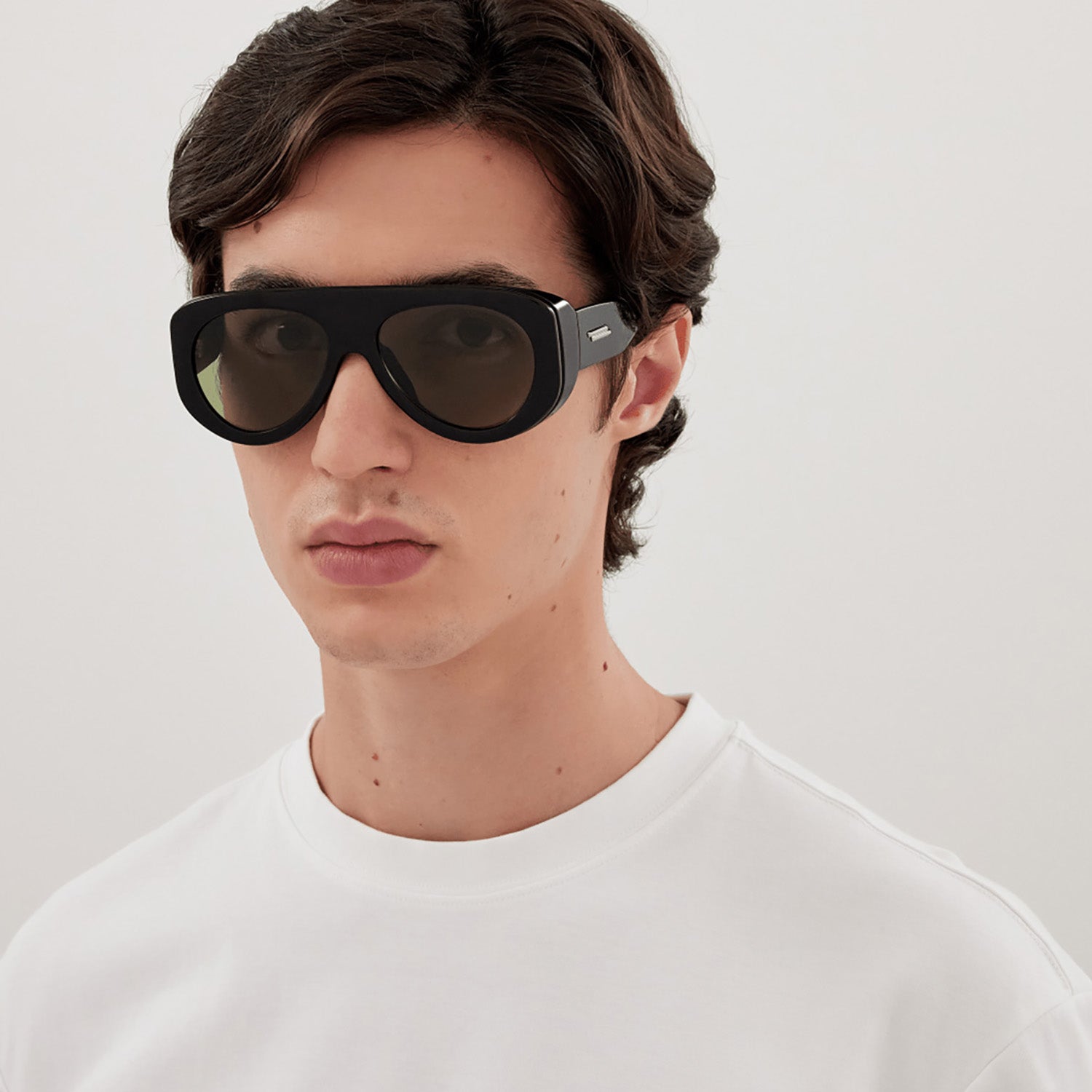 Ribbon Oversized Pilot Shape